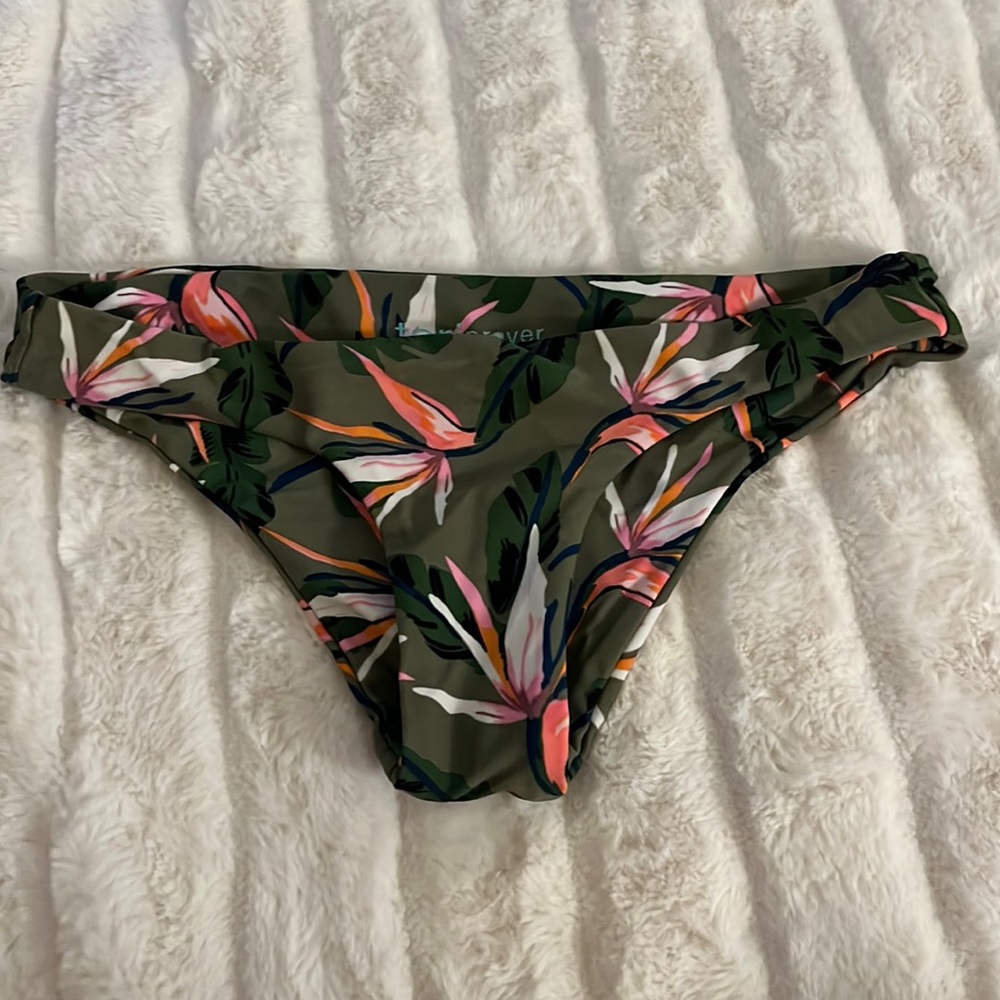 Floral bikini bottoms